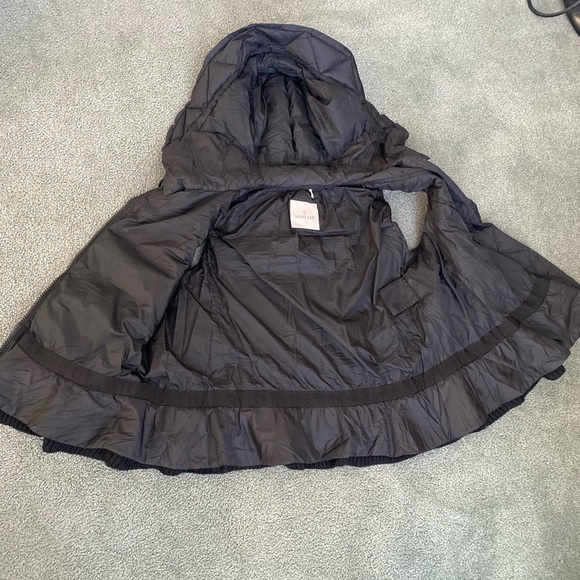 Moncler Laurie Down Filled Puffer Vest with Hood - Picture 8 of 16